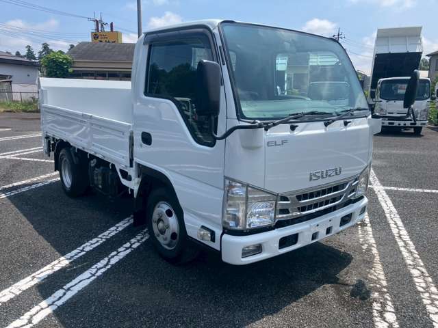 Isuzu Elf 3