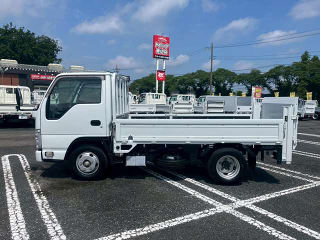 Isuzu Elf 8