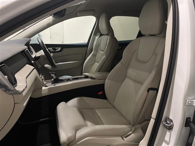 Volvo XC60 7
