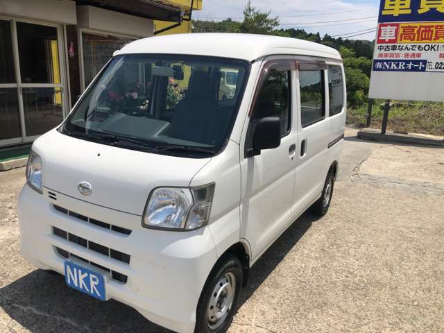 Daihatsu Hijet Cargo 3