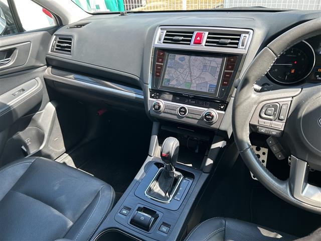 Subaru Legacy Outback 10