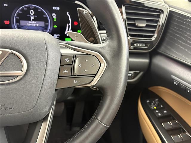 Lexus NX 8
