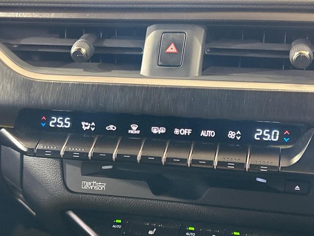 Lexus UX 3