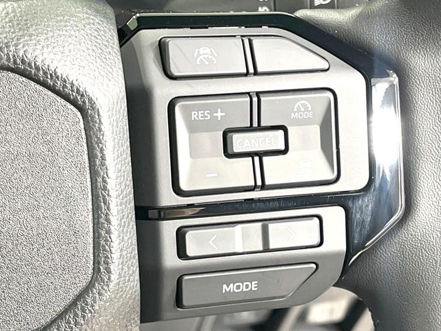 Toyota Land Cruiser FJ 6
