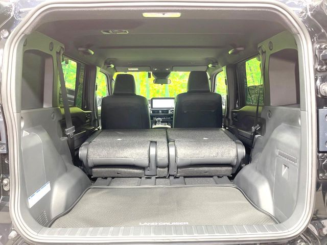 Toyota Land Cruiser FJ 10