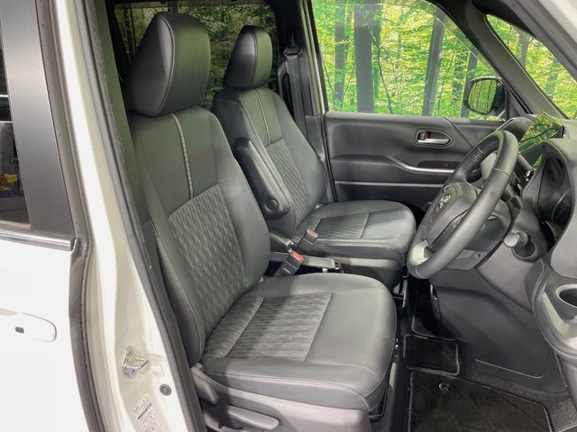 Toyota Noah 9