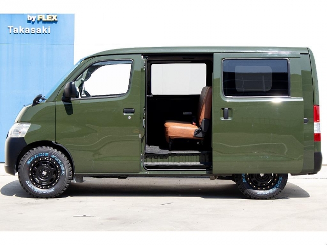 Toyota Town Ace Van 8