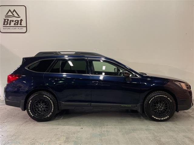 Subaru Legacy Outback 4