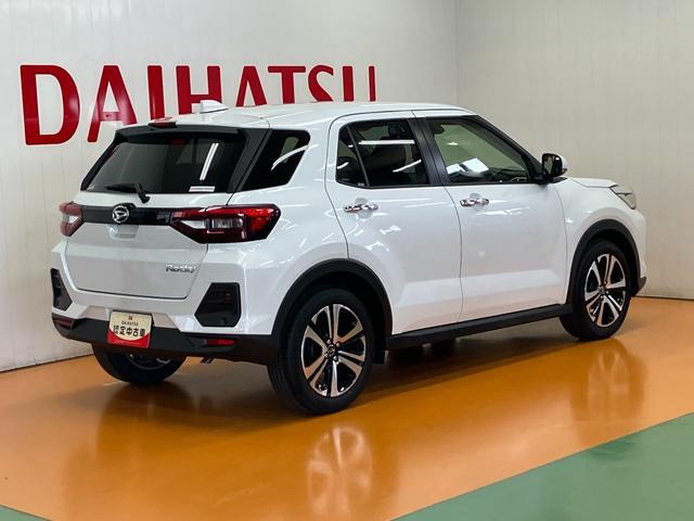 Daihatsu Rocky 8