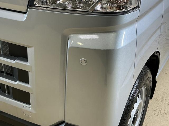 Daihatsu Hijet Cargo 5