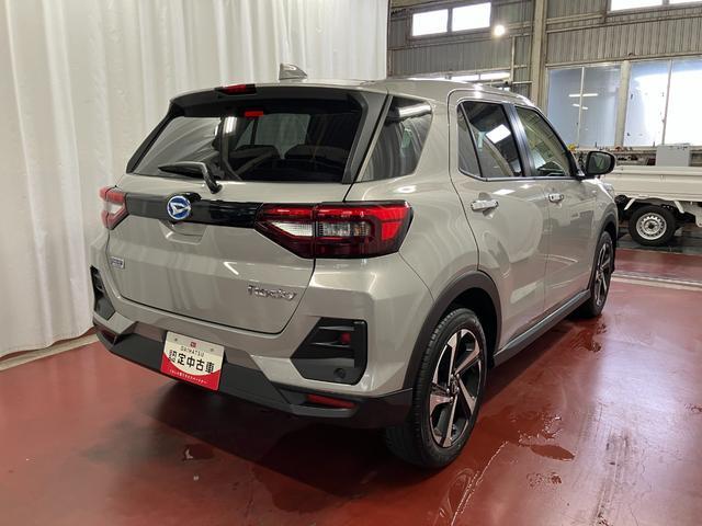 Daihatsu Rocky 5