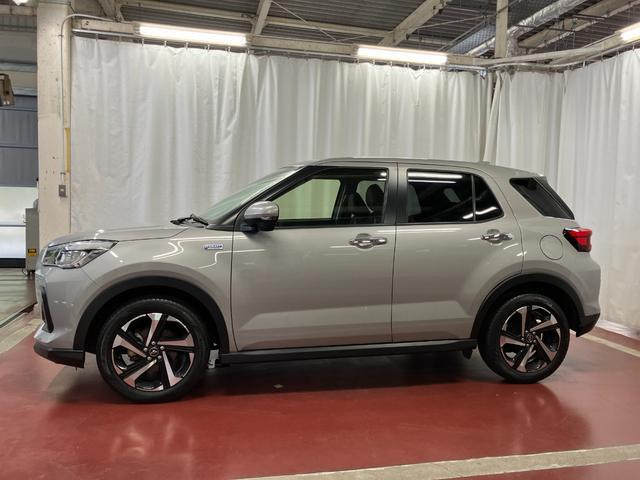 Daihatsu Rocky 8