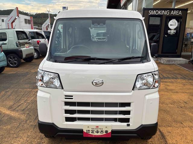 Daihatsu Hijet Cargo 2