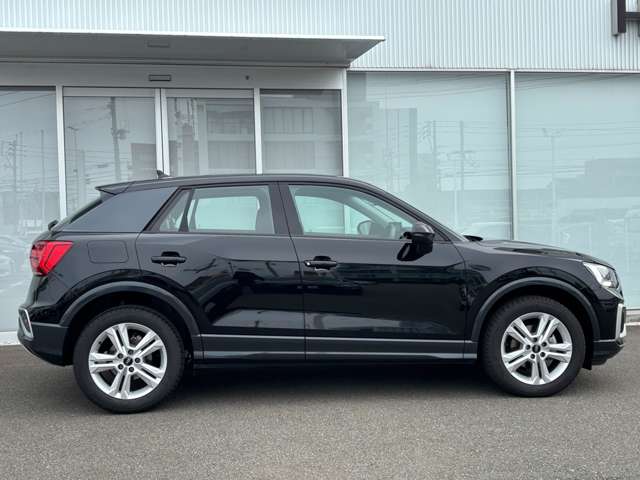 Audi Q2 9