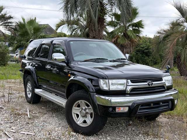 Toyota Hilux Surf 2