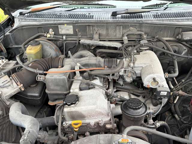 Toyota Hilux Surf 10