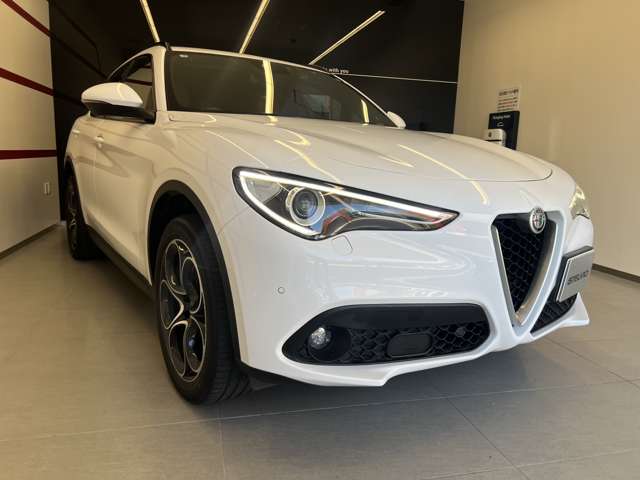Alfa Romeo Stelvio 6
