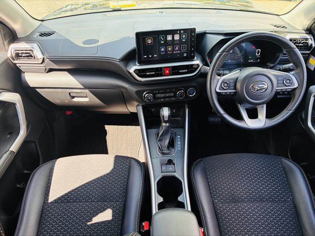 Daihatsu Rocky 3