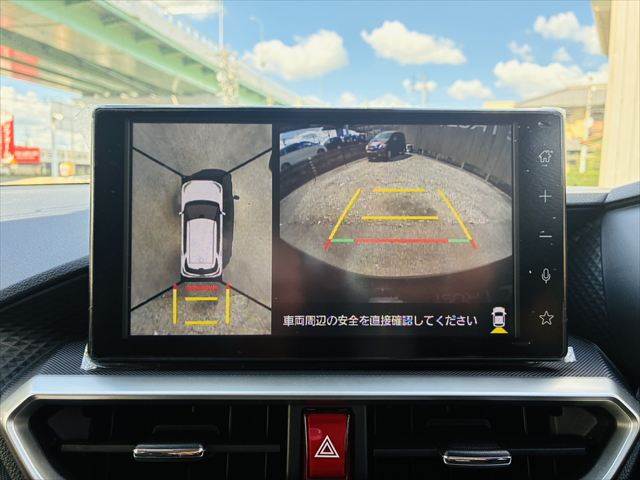Daihatsu Rocky 6
