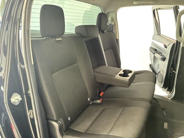 Toyota Hilux 12