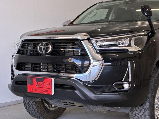 Toyota Hilux 6