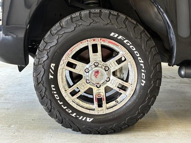 Toyota Hilux 8