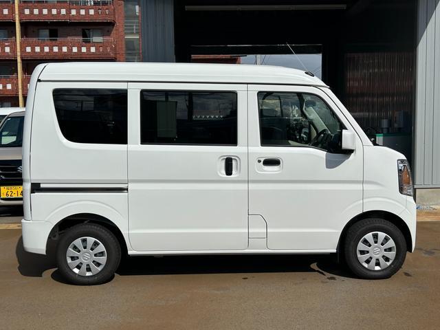 Suzuki Every 4