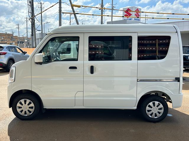 Suzuki Every 8
