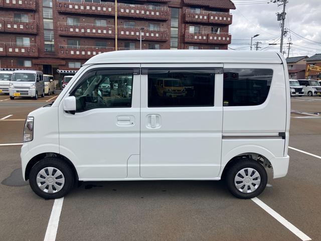 Suzuki Every 8