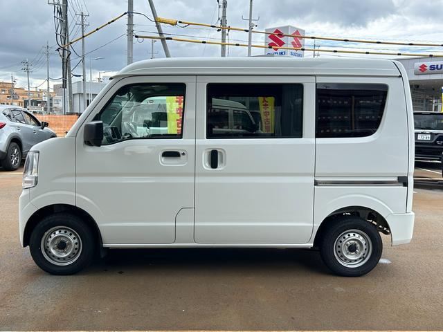 Suzuki Every 8