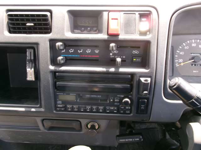 Toyota Toyoace 9