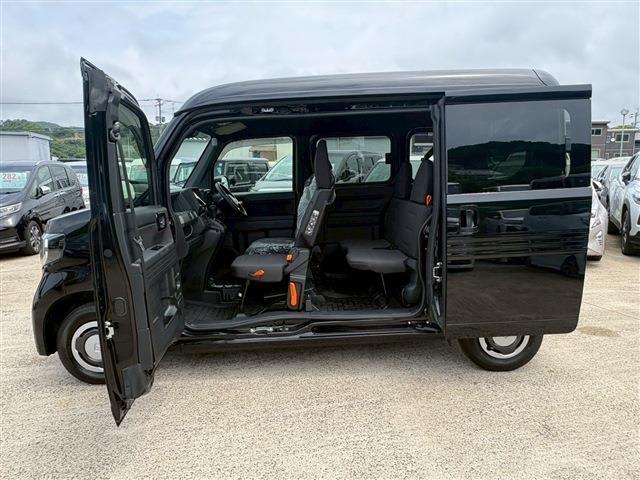 Honda N-VAN 9