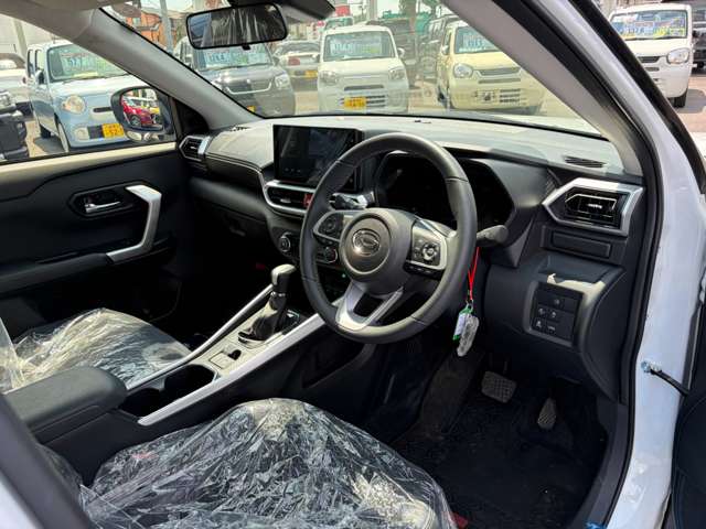 Daihatsu Rocky 4