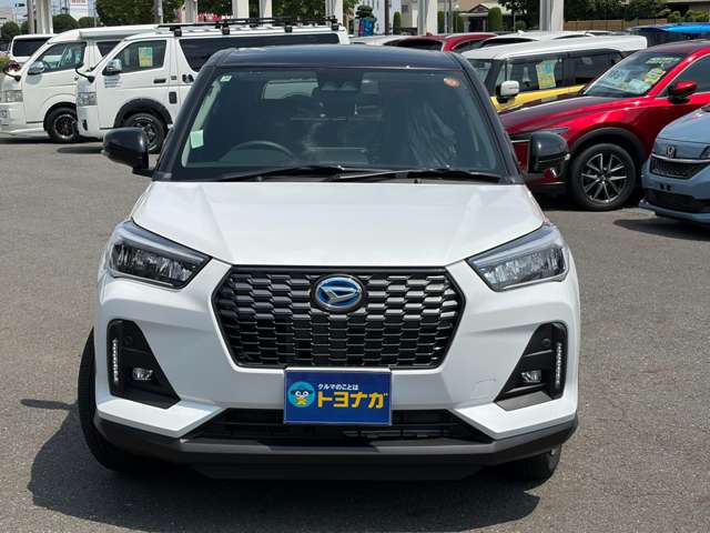 Daihatsu Rocky 8