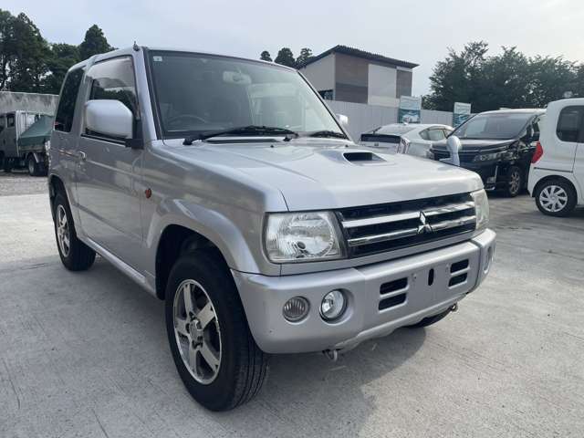 Mitsubishi Pajero Mini 2