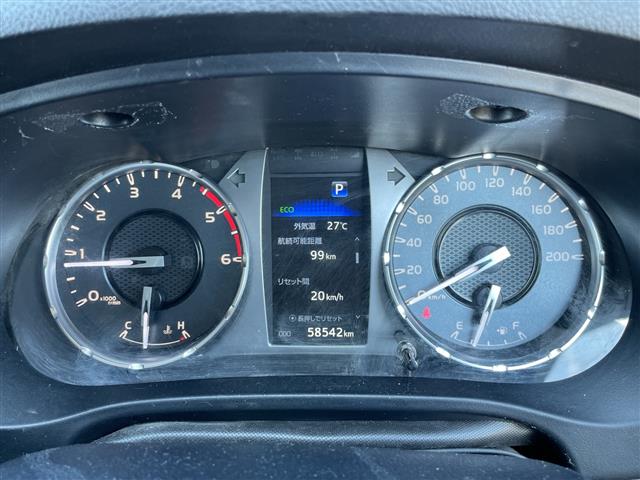 Toyota Hilux 7