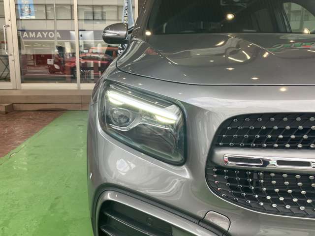 Mercedes-Benz GLB 7