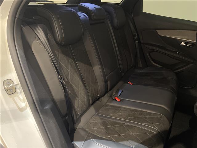 Peugeot 3008 4
