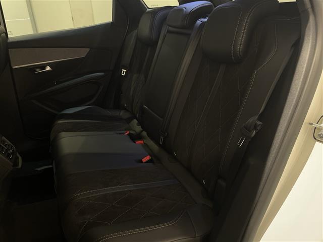 Peugeot 3008 5