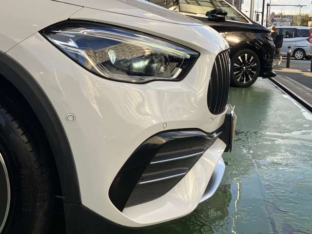 Mercedes-Benz GLA-Class 10