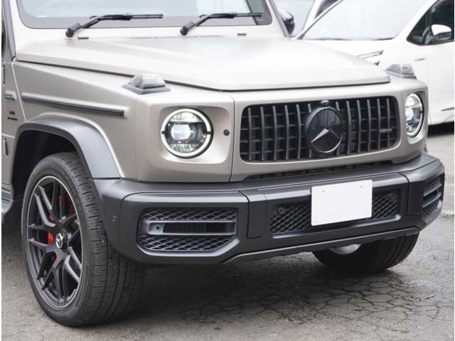 Mercedes-Benz G-Class 4