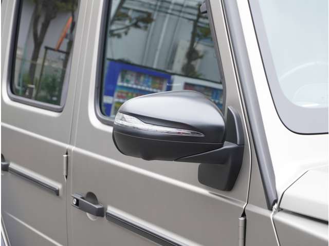Mercedes-Benz G-Class 10