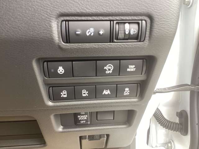 Mitsubishi Delica Mini 7