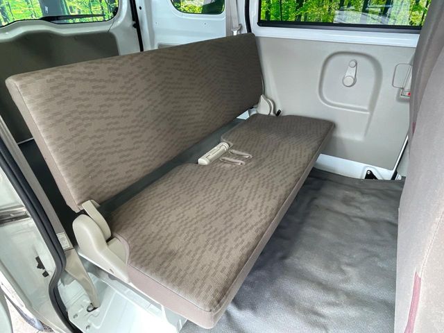 Nissan NV100 Clipper 8
