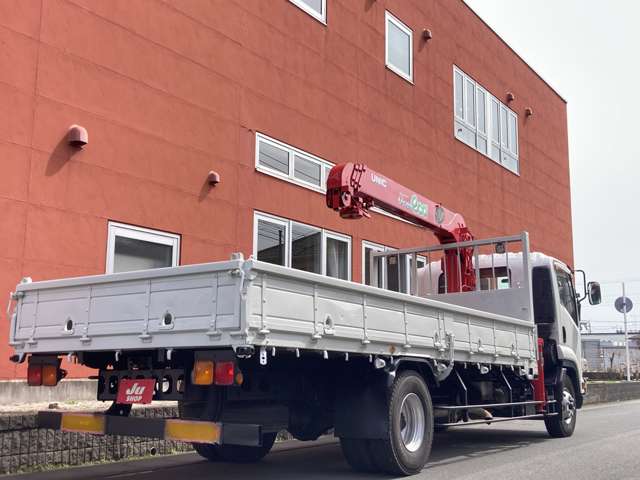 Isuzu Forward 2