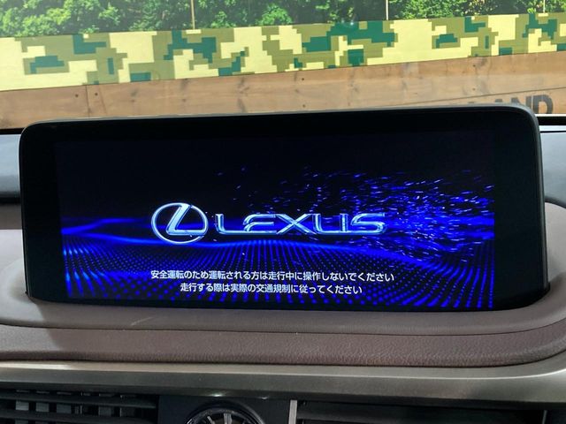 Lexus RX 4