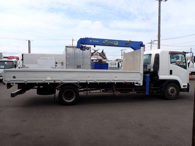 Isuzu Forward 5