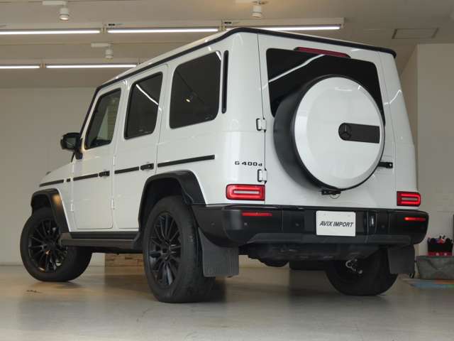 Mercedes-Benz G-Class 2