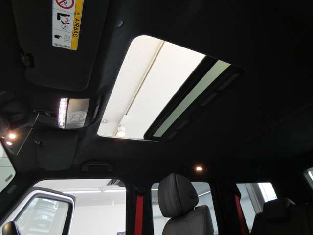 Mercedes-Benz G-Class 7