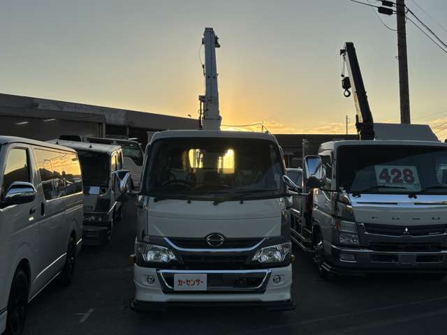 Hino Dutro 2